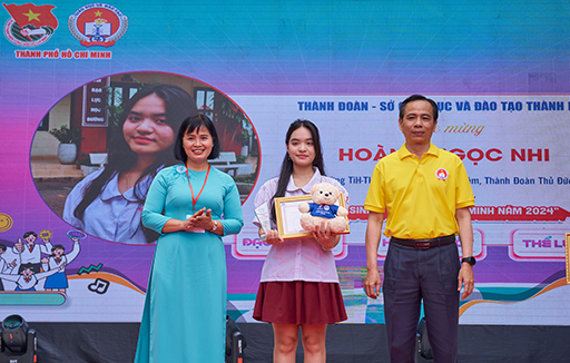 Cô học trò nhỏ được tuyên dương danh hiệu “Học sinh 3 tốt” cấp Trung ương năm 2024