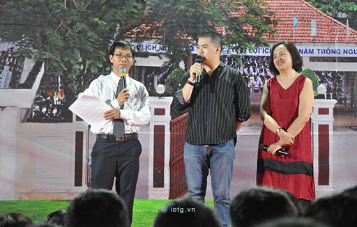 Xúc động lễ tri ân và trưởng thành của học sinh lớp 12 năm 2018