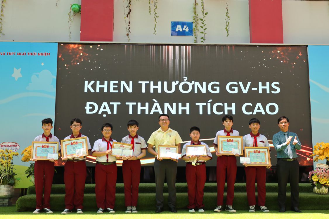 Trường Ngô Thời Nhiệm khai giảng năm học 2025 - 2026