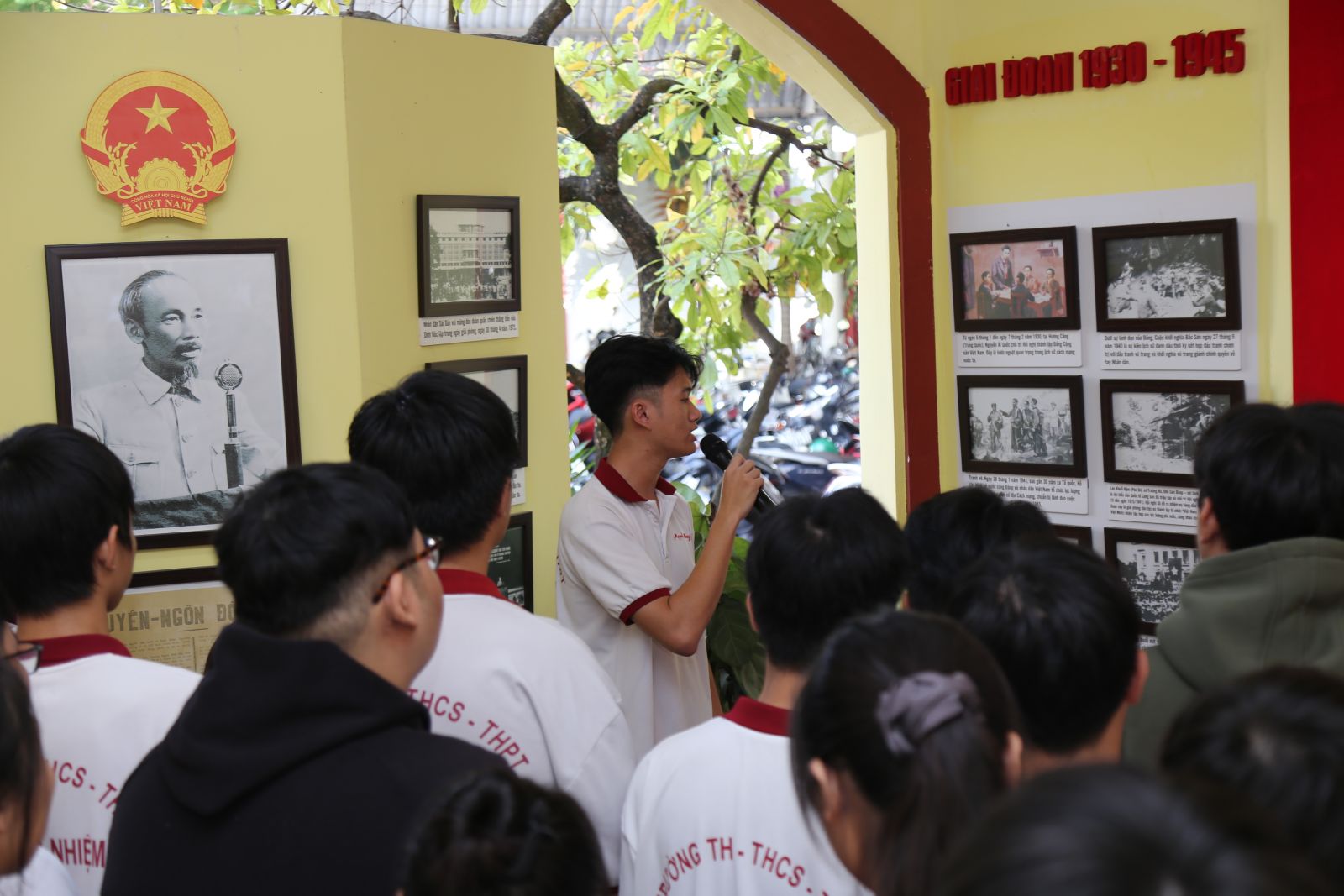 Tổ Lịch sử: Dạy và học bằng phương pháp STEM