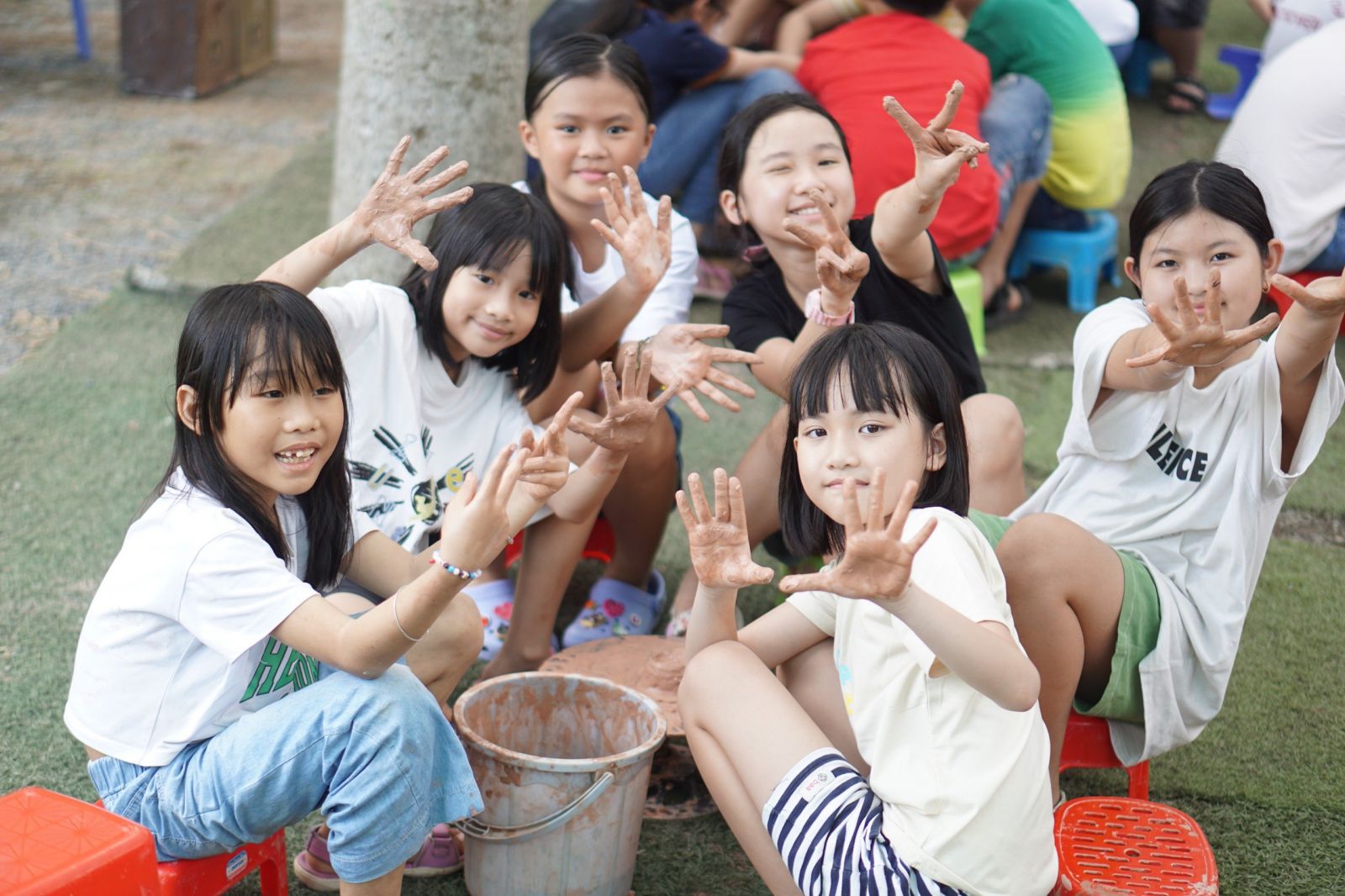 Tổ chức học tập ngoại khóa cho học sinh khối Tiểu học