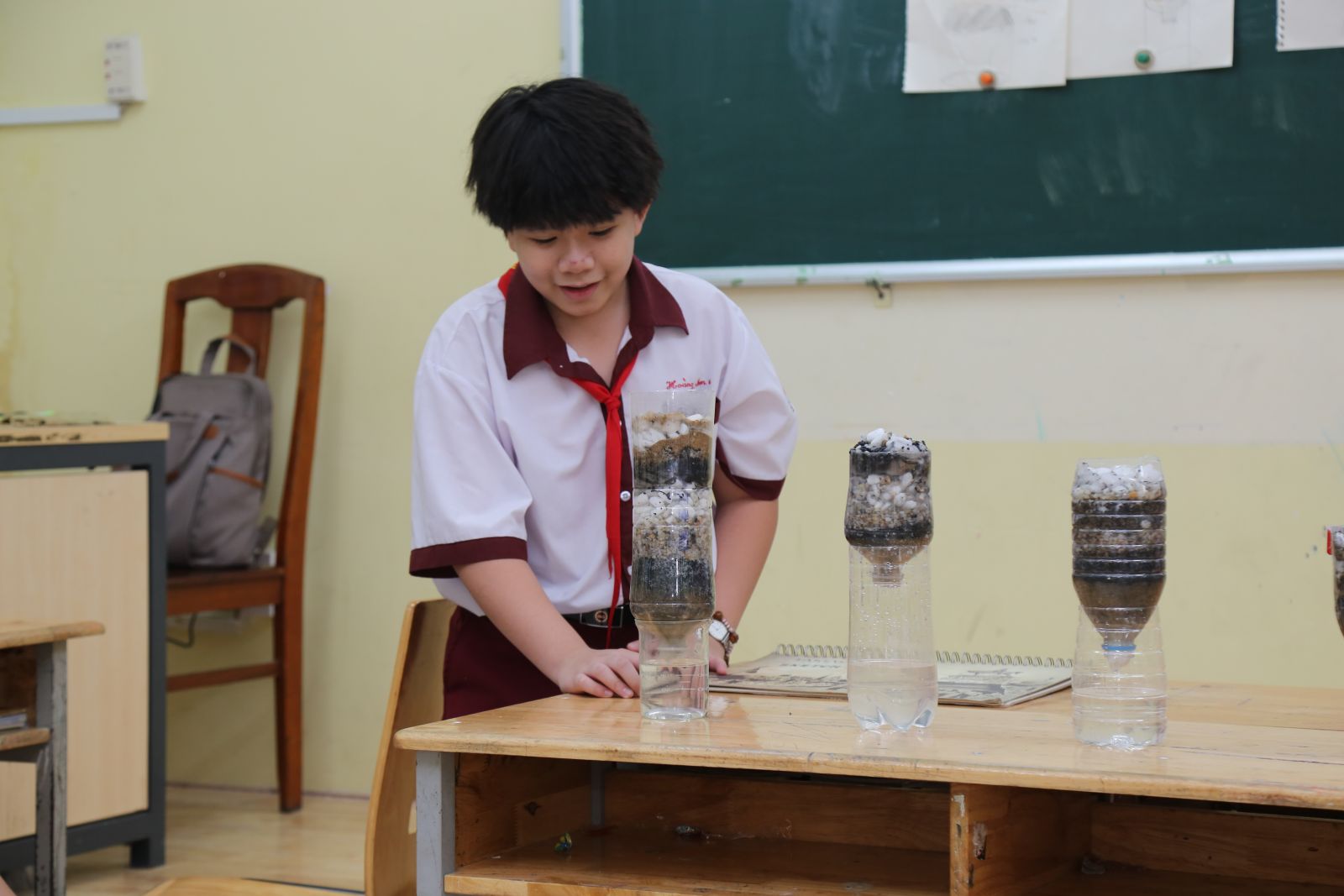 STEM Chế tạo bình lọc nước đơn giản