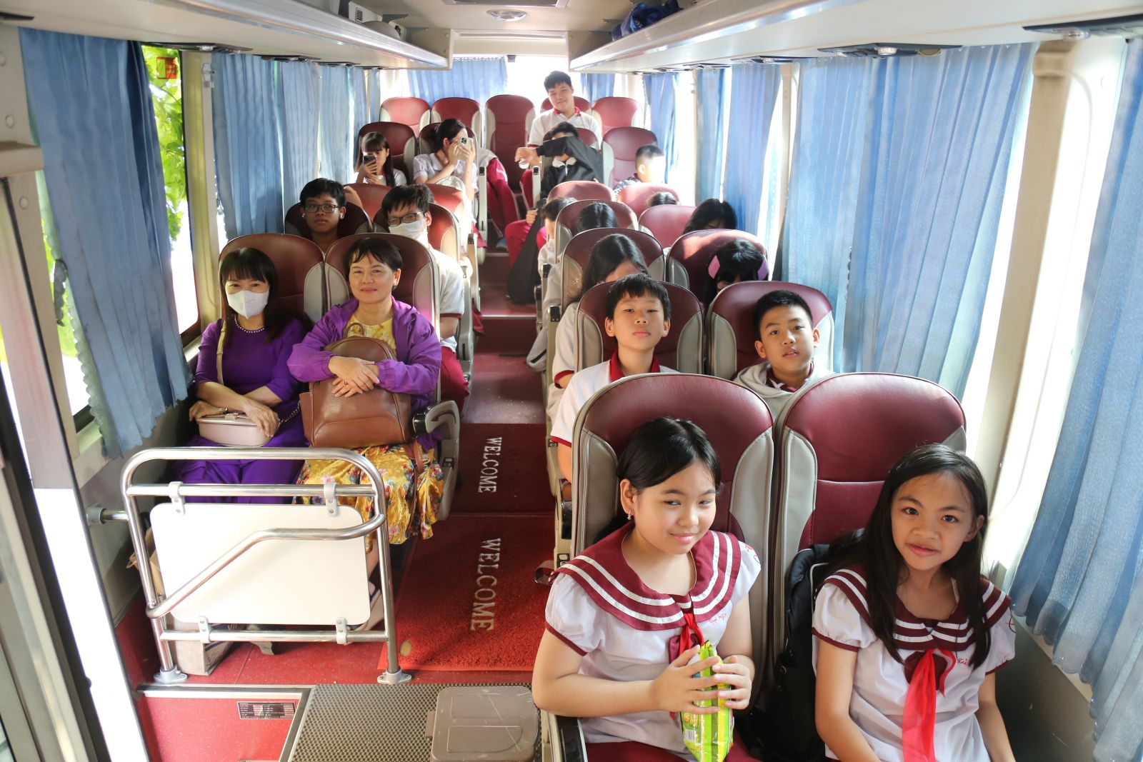 Xe đưa rước tuyến cố định