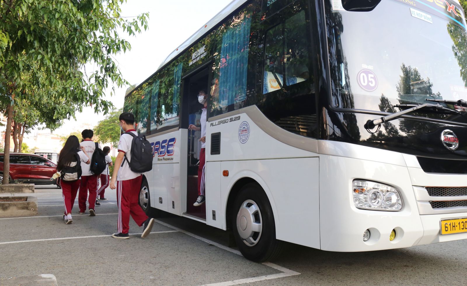 Xe đưa rước tuyến cố định