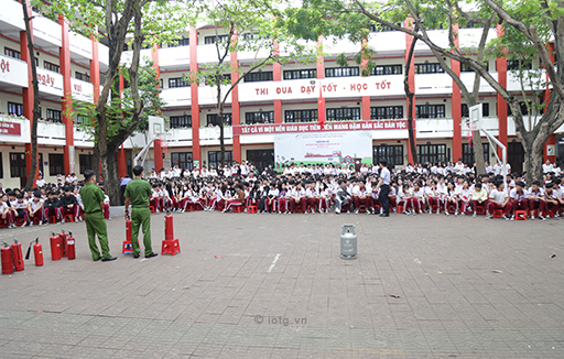 Nâng cao nhận thức, trách nhiệm PCCC cho cán bộ, giáo viên và học sinh