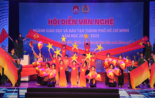 Trường Ngô Thời Nhiệm tham gia chương trình liên hoan văn nghệ ngành giáo dục với chủ đề: Thành phố Hồ Chí Minh - 50 năm tự hào bản hùng ca