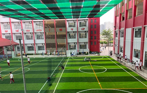 Trường tư thục chất lượng cao tại TP.HCM: Phụ huynh đang đóng học phí cho điều gì?