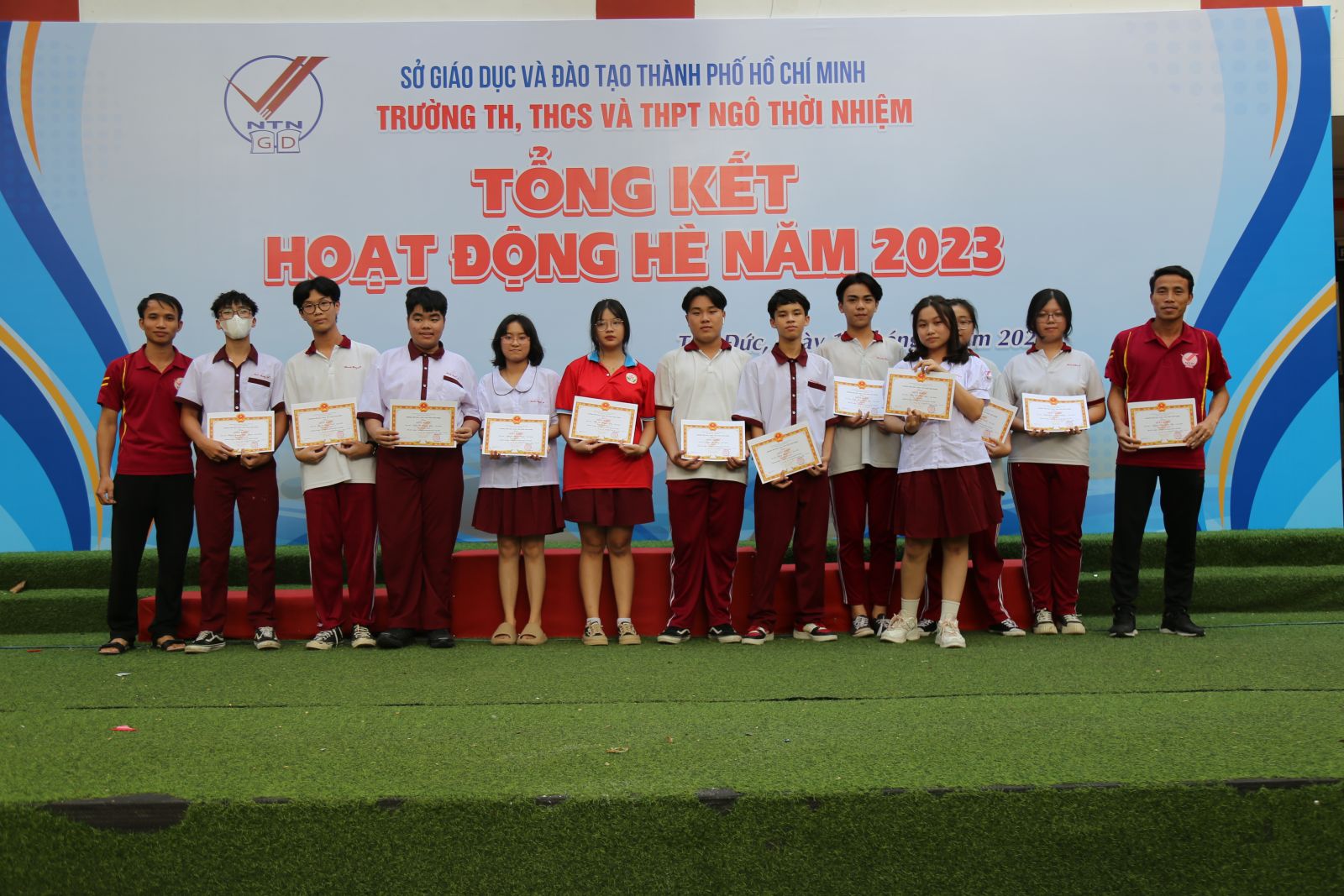 Trao giải cho các cá nhân, tập thể có thành tích trong hoạt động hè 2023