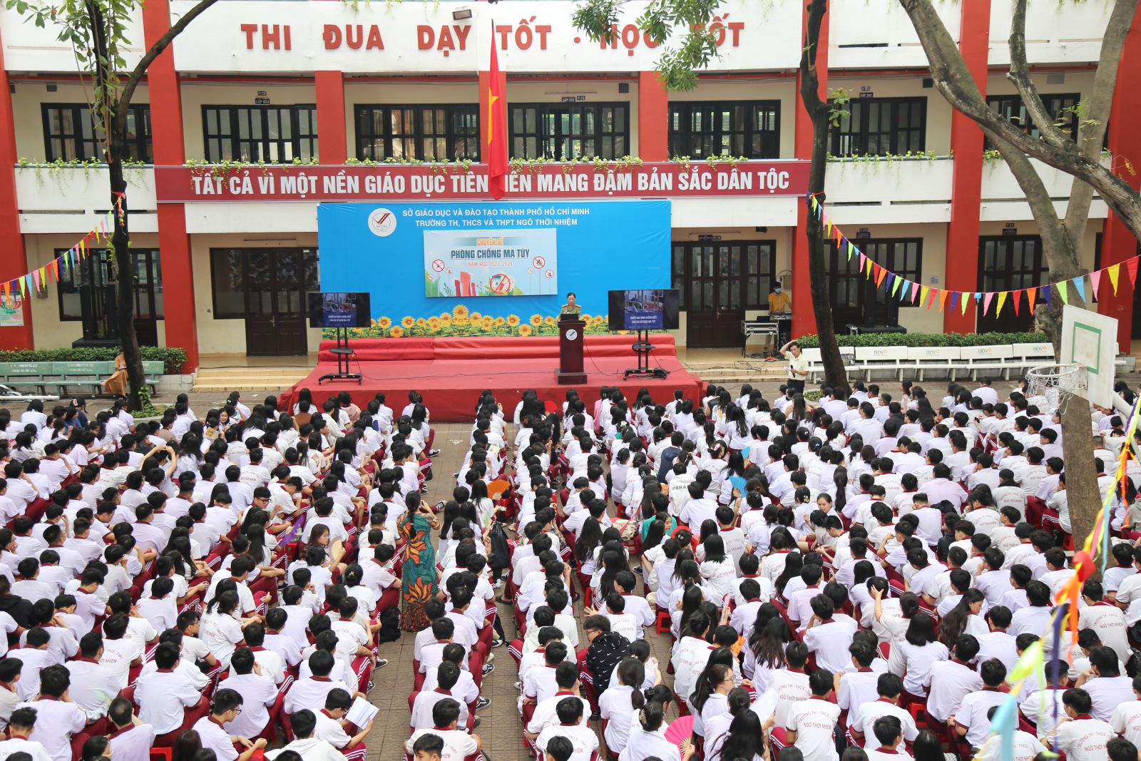 Toàn cảnh buổi chia sẻ về chuyên đề phòng chống ma túy trong học đường