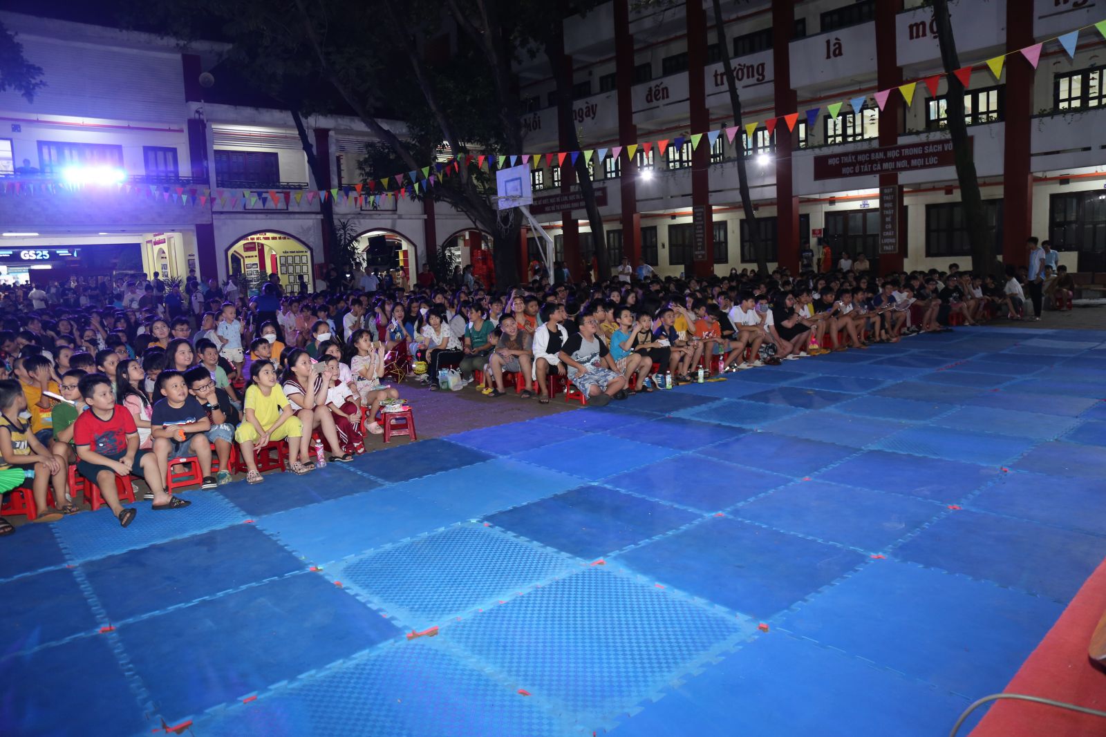 Các em học sinh TH, THCS đã có một mùa Trung thu ý nghĩa