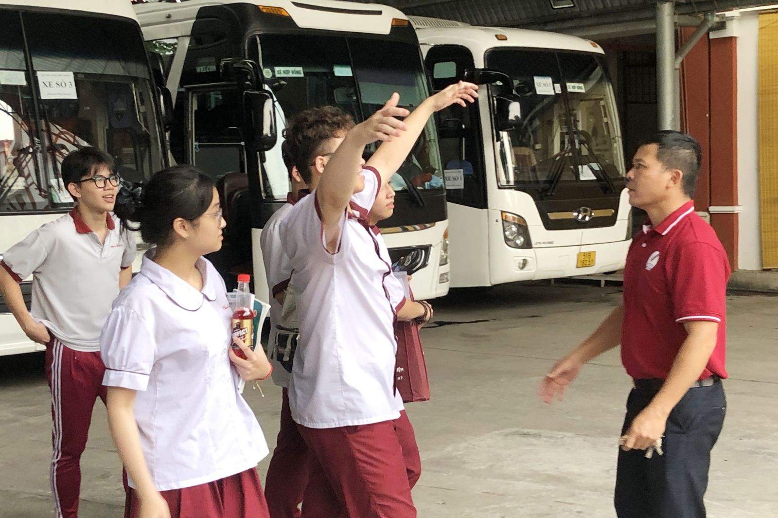 Chúc mừng các em học sinh đã hoàn thành xuất sắc kỳ thi tốt nghiệp THPT năm 2024!