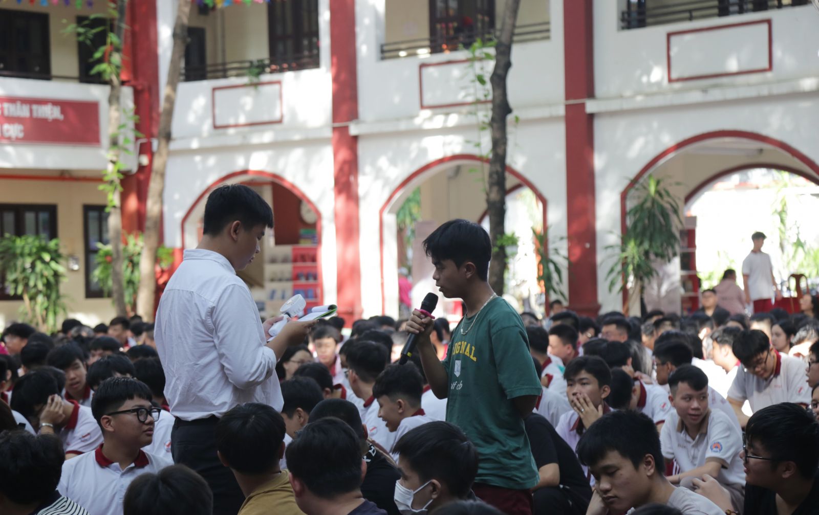 Chuyên đề: Tình bạn và Tình yêu tuổi học trò