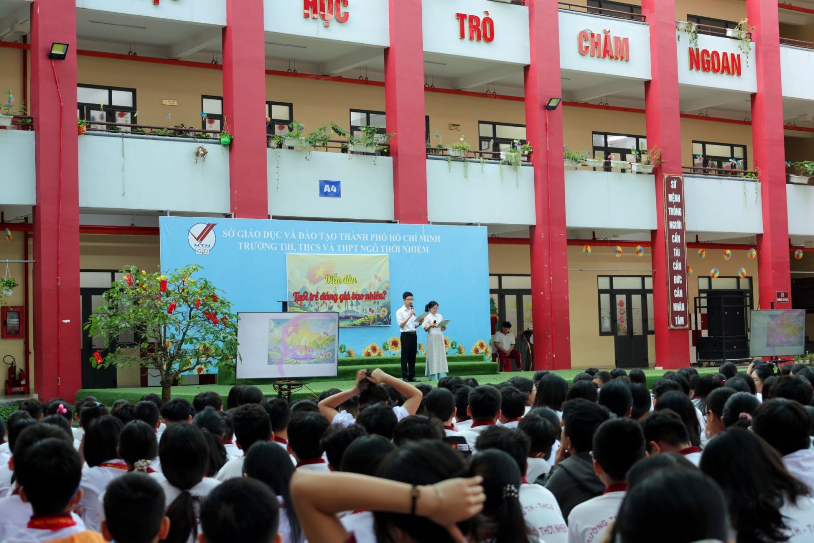 Diễn đàn Tuổi trẻ đáng giá bao nhiêu