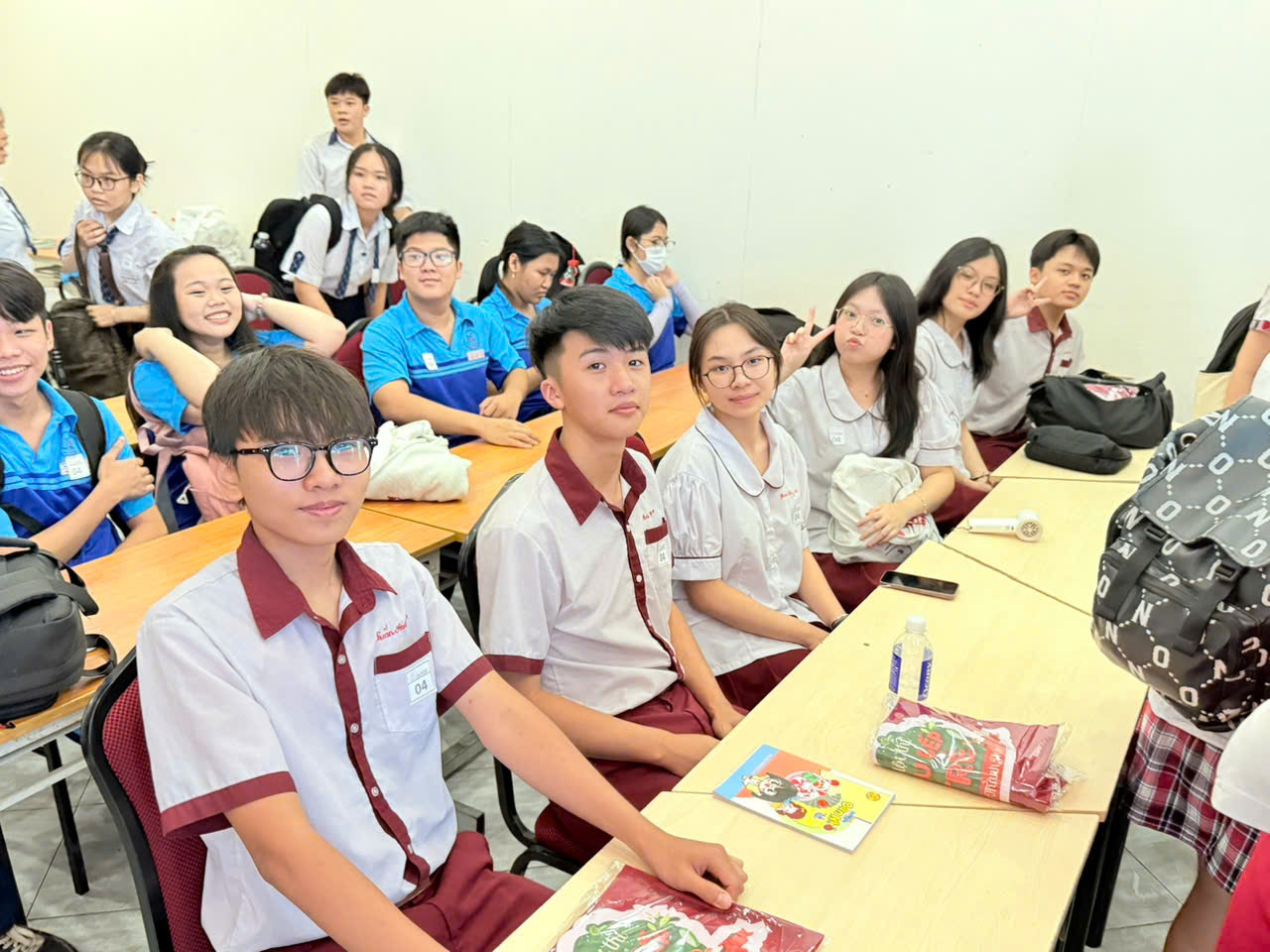 Các đội thi dự tập huấn trước ngày diễn ra vòng chung kết Đầu bếp trẻ tại trường Saigontourist